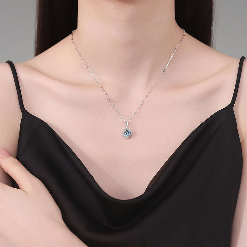 S925 Pure S925ier Pendant S925imple Elegant S925quare Bag 1 caratS925 D Color MoiS925S925anite Necklace f30