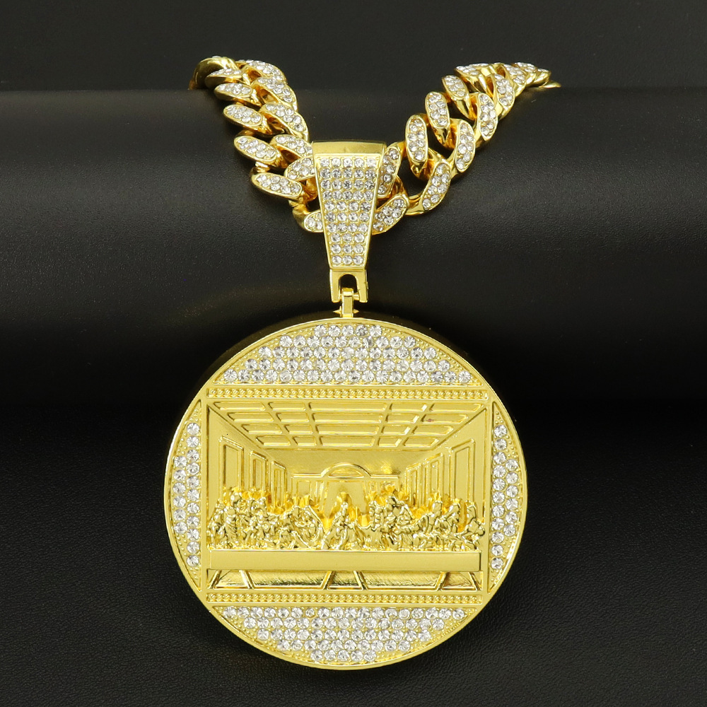 Free Shipping 2025 New Designer Accessories European And American Hip-hop Exaggerated Large Disc Pendant Necklace Dominant Trendy Men Cool Cuban Neckl