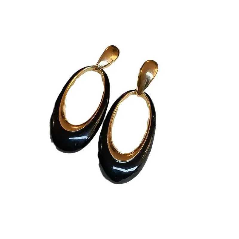 Fashionable Womens High-End FeelNiche Design Sensibility Cool Trendy Earrings New Dip Geometry Hollow Exaggerated Large Earring Y250704