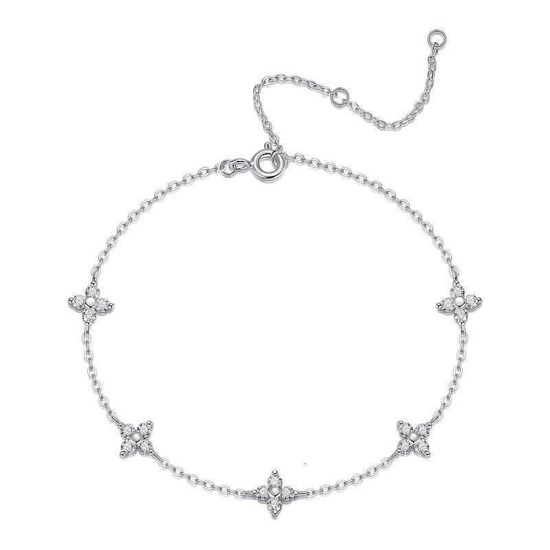 DHCollections Trendy Extension Buckle Moissanite Five-Flower S Sier Non-Fading Light High-End Bracelet