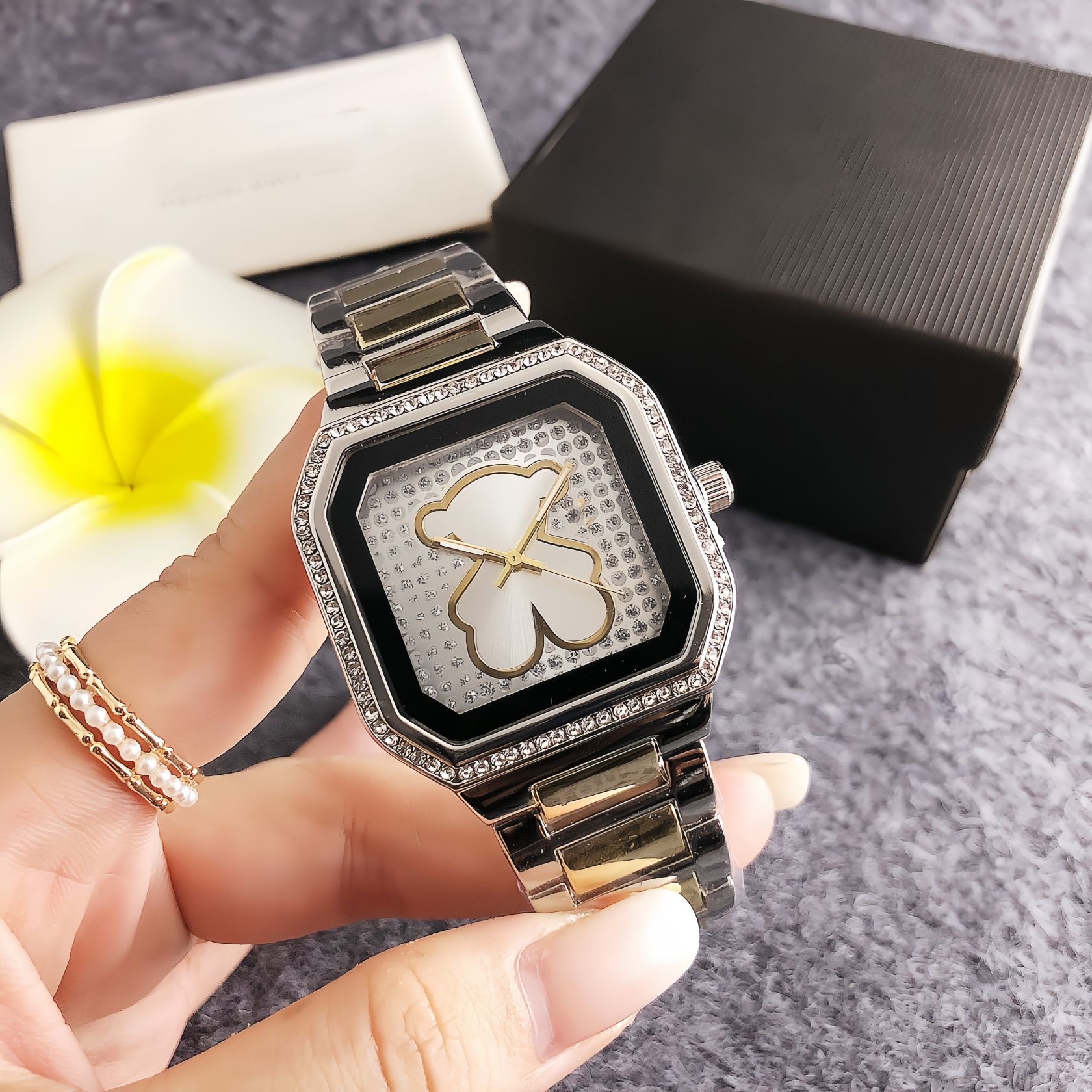 New Arrival Fashion Women Men Silver Rose Gold Blue Stainless Steel White Zircon Bear Electronic Watch Square Wire Pulsera Span Jewelry Gift