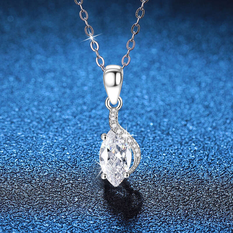S925 Pure S925ier for Women High-end Angel Eye Pendant 1 caratS925 D Color MoiS925S925anite Necklace e3a