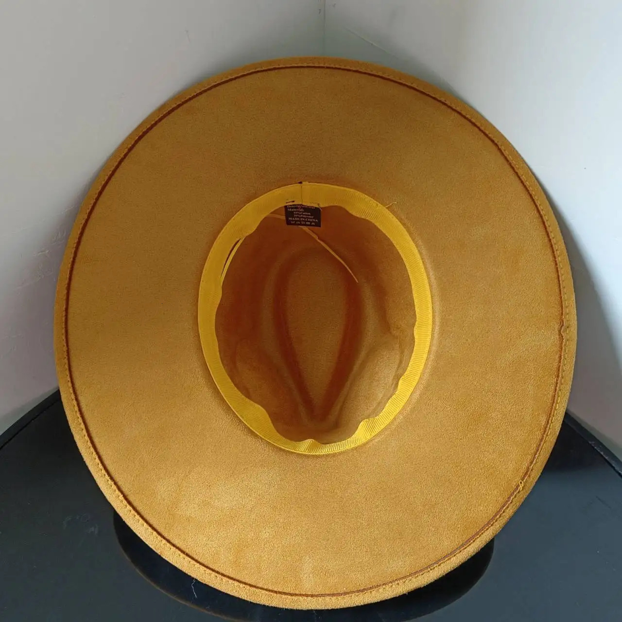 European US 9.5cm Big Brim Suede Top Hat for Women Men Fashion Peach Heart Top Jazz Fedora Hats for Party Wedding Felt Cap 250701