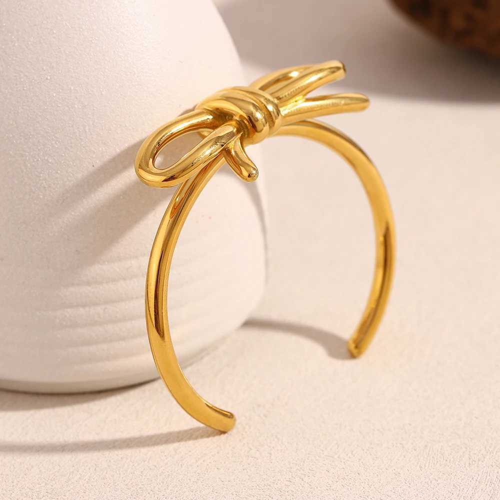 E.B.belle PVD Plated ic Style Bowknot Cuff Bracelet Stainless Steel Smooth Women Girl Fashion Jewelry Accessories Y250704