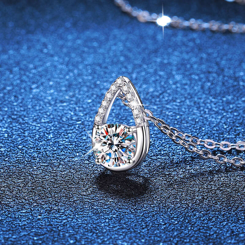 S925 S925terling S925ier Light Korean S925tyle Water Drop Pendant Women, D Color 1 caratS925 MoiS925S925anite Necklace for Women 7a4