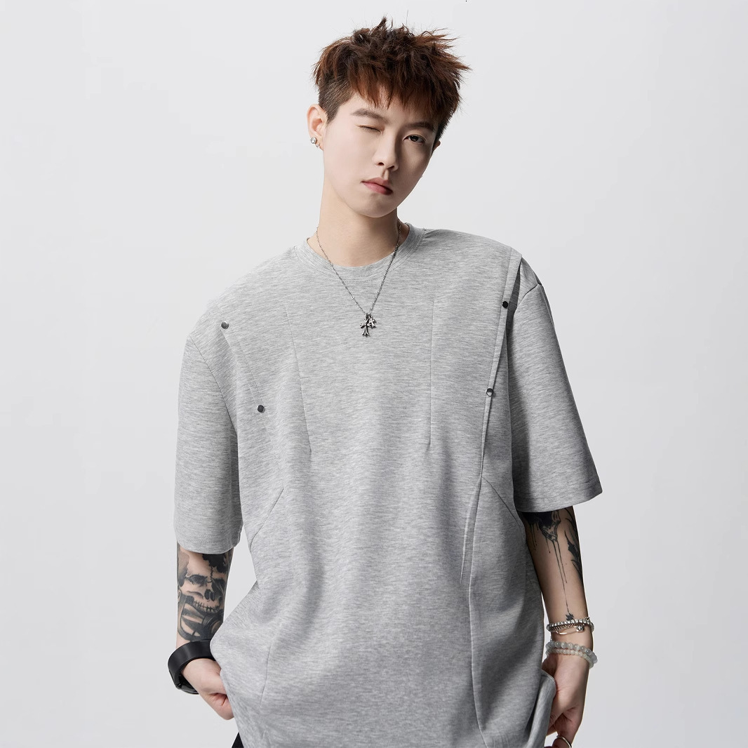 High Street Rivet Design Designer Short Sleeves T-shirt For Men Summer American Retro Deconstructed Short Sleeve Heavyweight Boxy Loose Five-quarter S