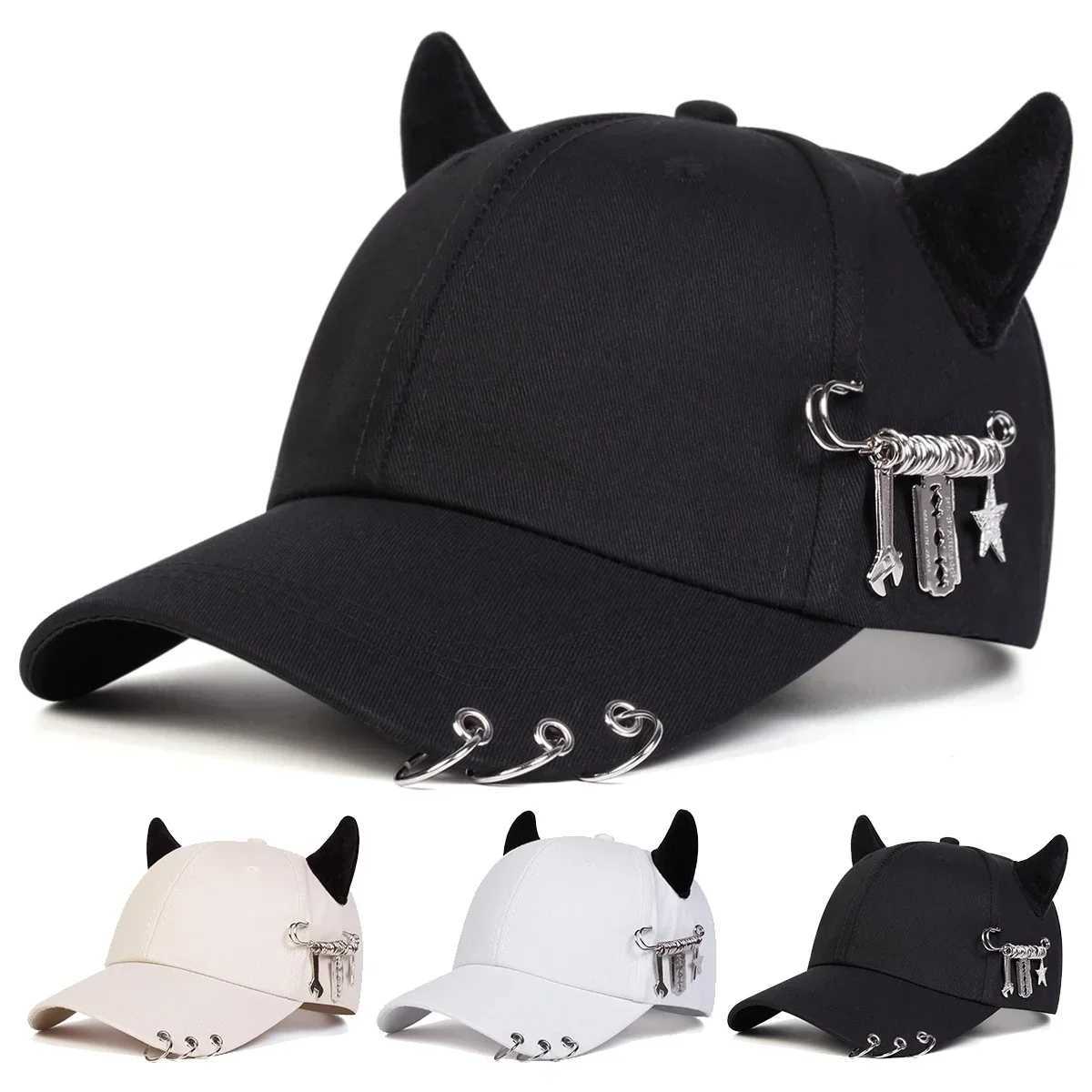 Unisex Cow Horn Baseball Cap - Iron Ring Adjustable Sun Hat for Spring Autumn Outdoor Casual Sunscreen Hat X250704