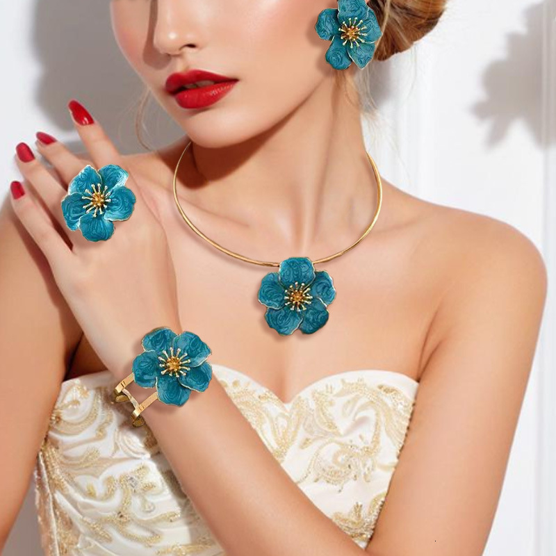 INS Style Metal 3D Elegant Five-Leaf Flower Jewelry Set 5 Pieces