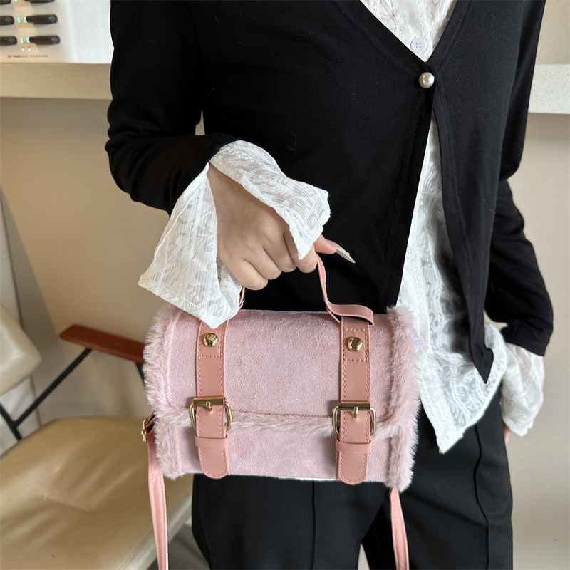 2025 hot new free shipping designer bags for womens black white pink winter bag fashionable and versatile bag