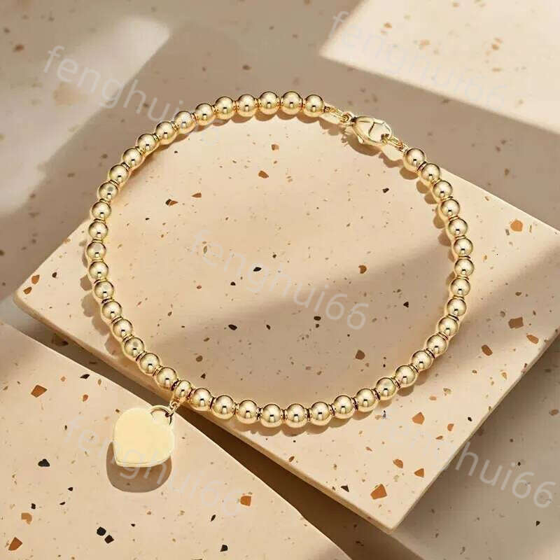 Designer Bracelet Tiffanyxjewleryss Top Love Heart Sier Bottom Plated Girlfriend Souvenir Gift Fashion Charm Jewelry02 Cfd