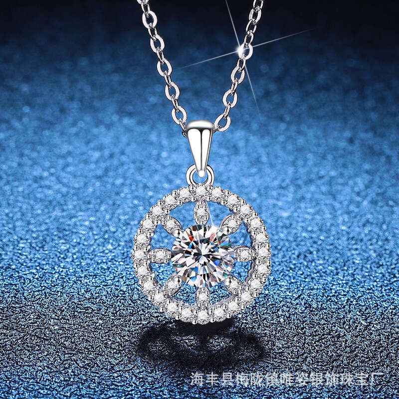 Live S925treaming for Women Full Dia S925un Lucky Round Pendant One caratS925 MoiS925S925anite Necklace 644