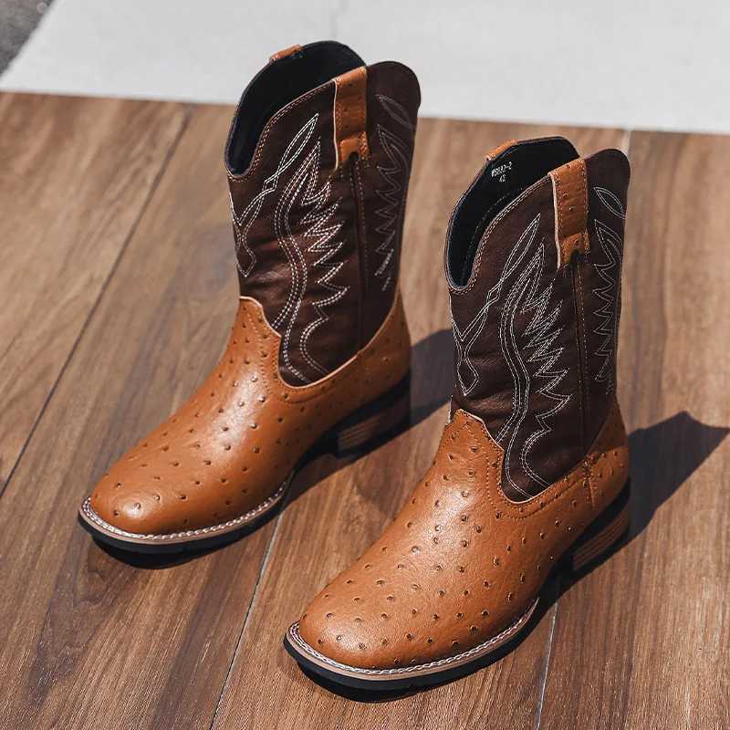 Mens Classic Western Cowboy Boots Embossed Leather Mens Fashion Embroidery Mid-Calf Boot High top Casual Shoes for Men Z250704