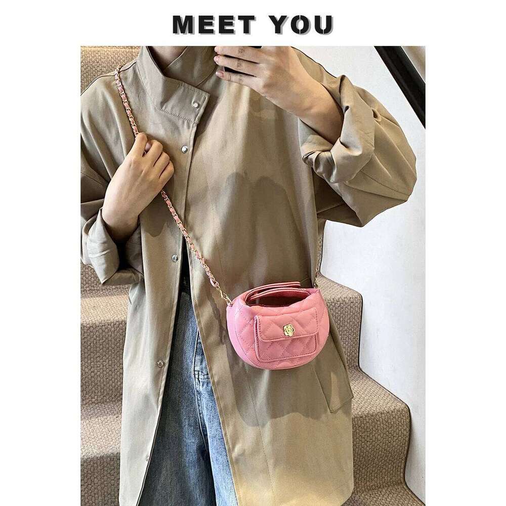 Designer Mini Chain Women's New Korean Version Of The Wild Light Niche High-End Messenger Small Bag