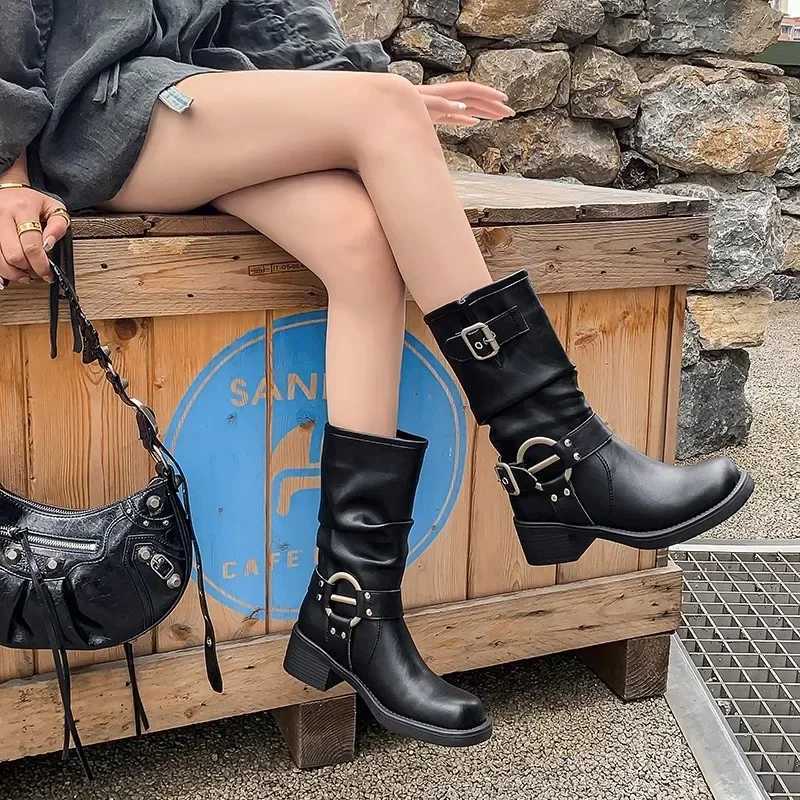 Winter Cowboy Boots for Women Fashion Slip On Ladies Casual Short Boots Thick Bottom Mordern Botas 2024 Z250704