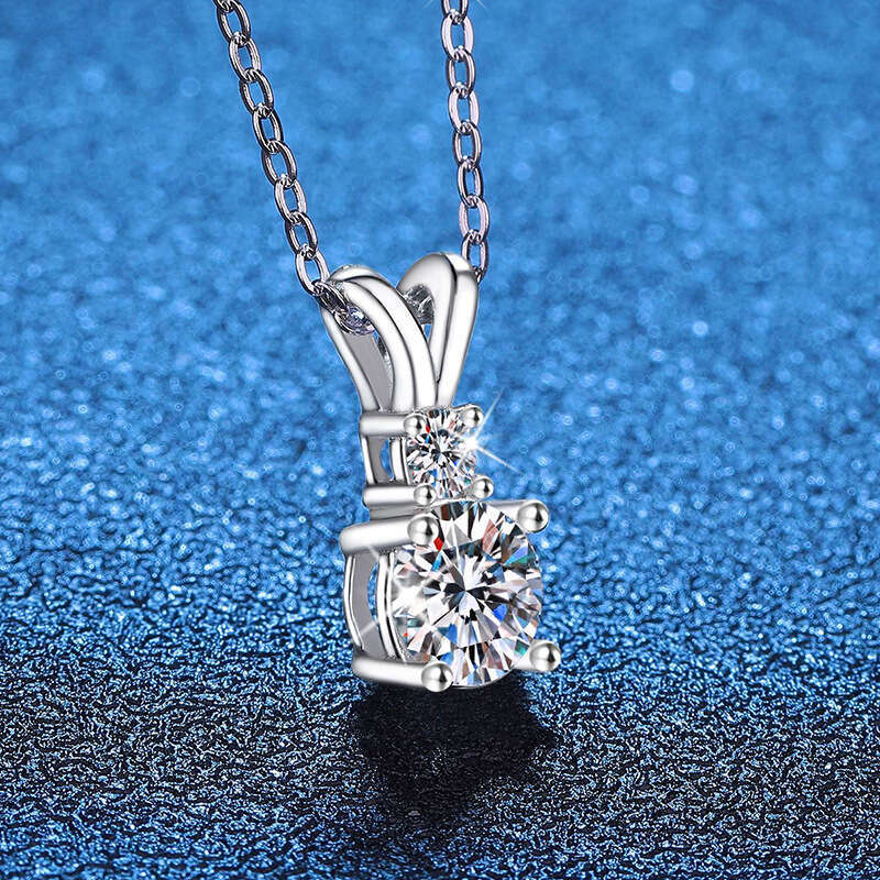 S925 Pure S925ier Pendant ClaS925S925ic Four-Prong Rabbit Ear 1 caratS925 MoiS925S925anite Necklace 915