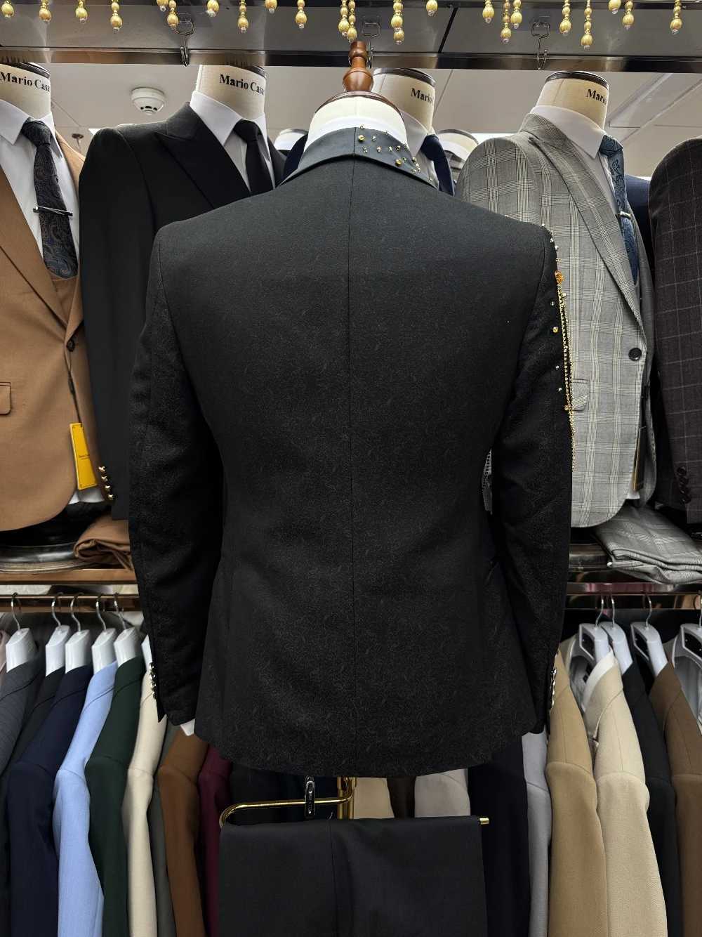 Decent Black Jacquard Mens Suit Popular Shawl Lapel Beading Tassel Tuxedo High Quality Groom Wear Party Handsome Banquet Set X250704