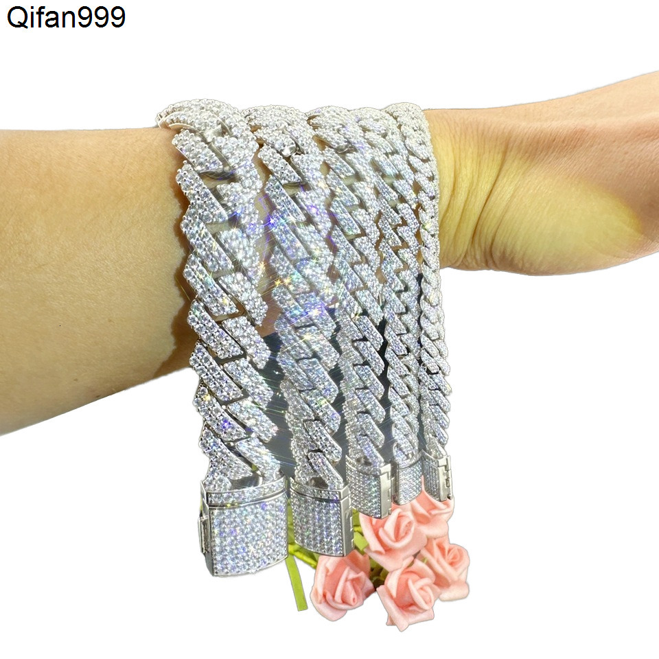 Custom 18K Gold Plated Cuban Link Chain Fashion Cubic Zircon Jewelry Bracelets With Christian Symbol for Wedding Party Gifts