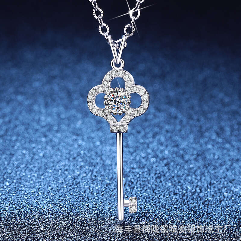 MoiS925S925anite S925 S925terling S925ier Twilight Necklace Lucky Key Full Dia High-End Elegant Collarbone Chain 2b9