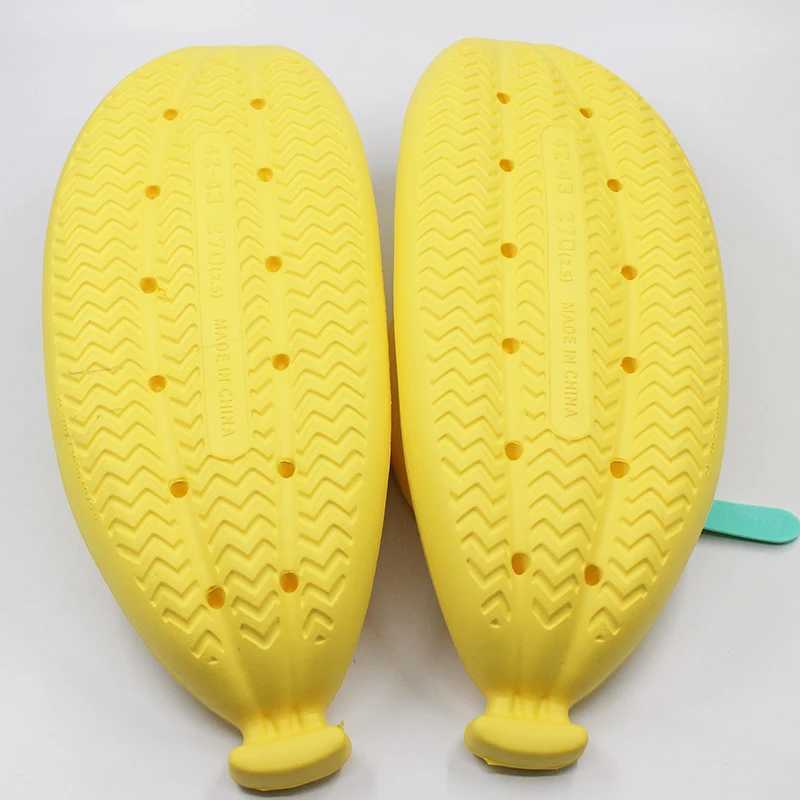 Banana Design Flip Flops for Women Men Summer Novelty Slippers Thick Sole Platform Non-Slip Sandals Bathroom Couple Shoes W250704