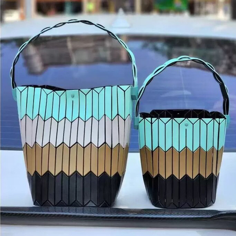 2025 Designer Summer New Fashion Three House Fashion Internet Celebrity Hollow Bucket Bag Diamond Pattern Basket Bag Hand-held Lady Bag