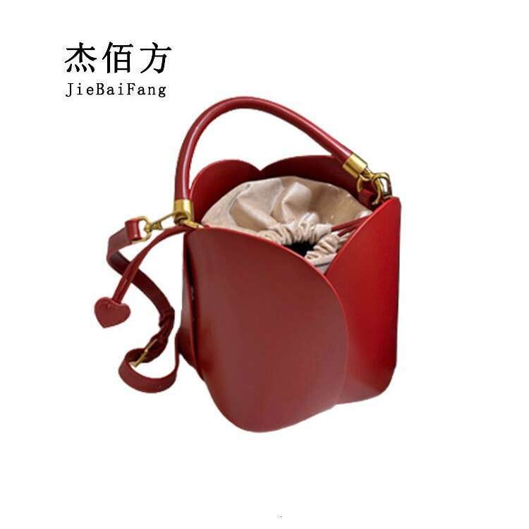 This Year's Trend Red Bridal Petal Handheld Bucket for Women 2025 New Style Basket Crossbody Wedding Bag