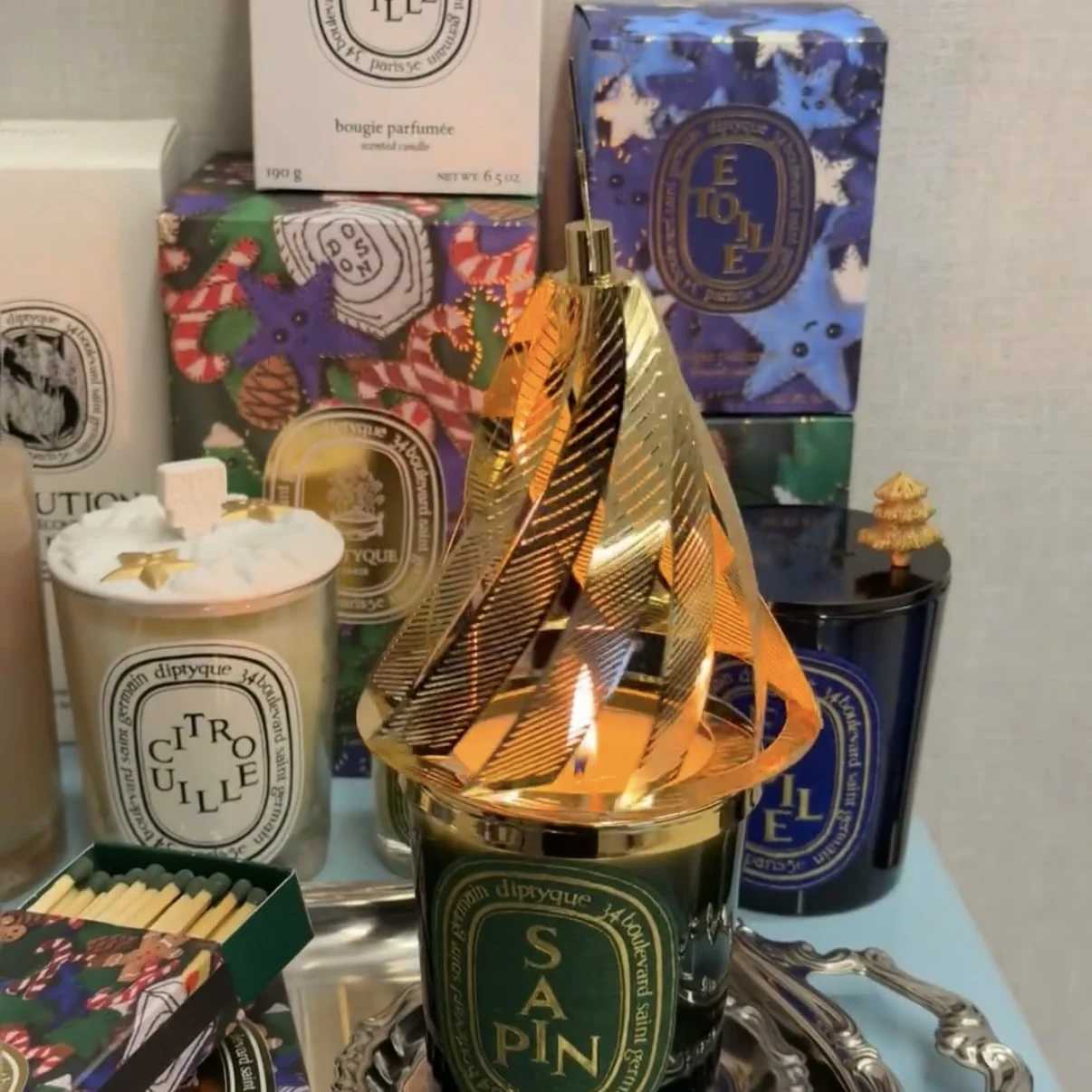 2025 Christmas Tree Candlestick Golden Luxury Carousel Scented Candle Running Horse Lantern Home Decoration Valentines Day Gift W250704