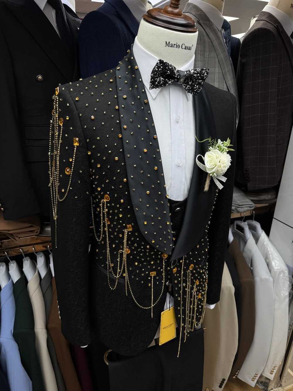 Decent Black Jacquard Mens Suit Popular Shawl Lapel Beading Tassel Tuxedo High Quality Groom Wear Party Handsome Banquet Set X250704