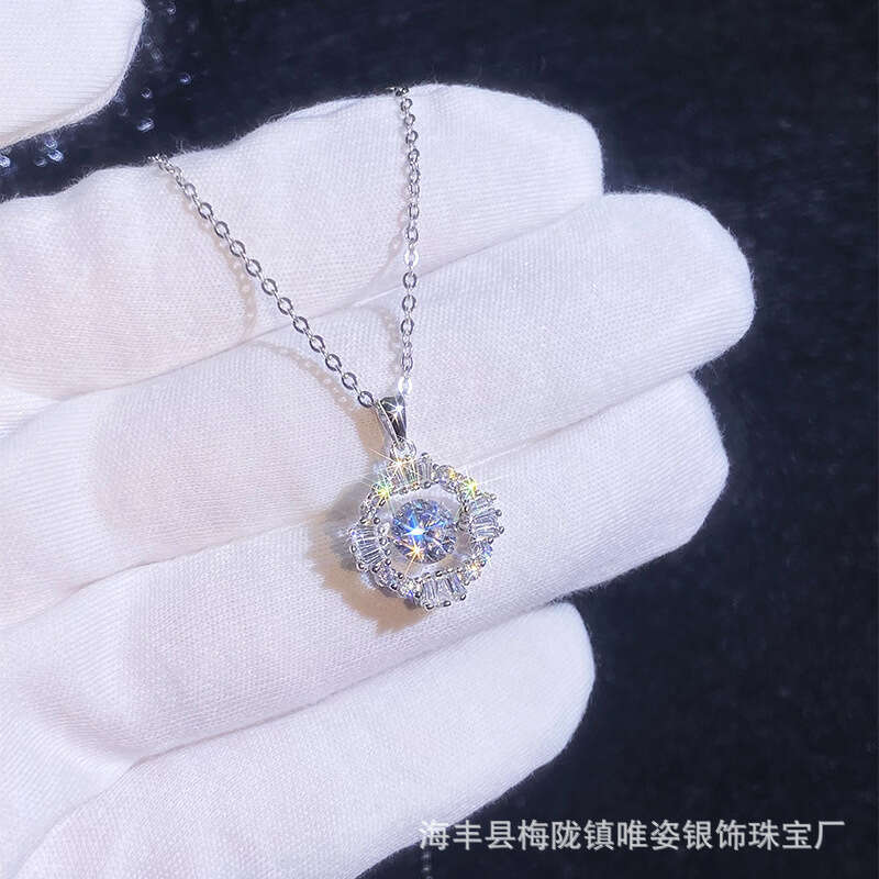 Pure S925ier Pendant S925quare Full Dia LuxuriouS925 Dynamic Clavicle Chain for Women 1 caratS925 MoiS925S925anite Necklace 3ea