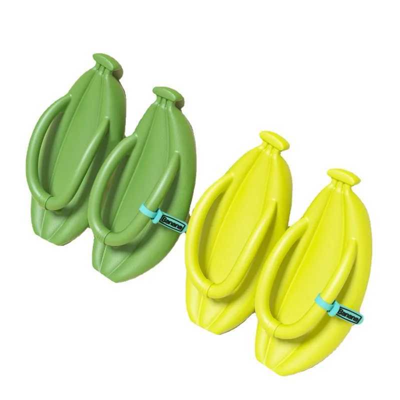 2023 Banana Flip Flops for Men and Women Summer Slipper Thick Sole Non-Slip Beach Sandals Bathroom Couple Funny Banana Slides W250704