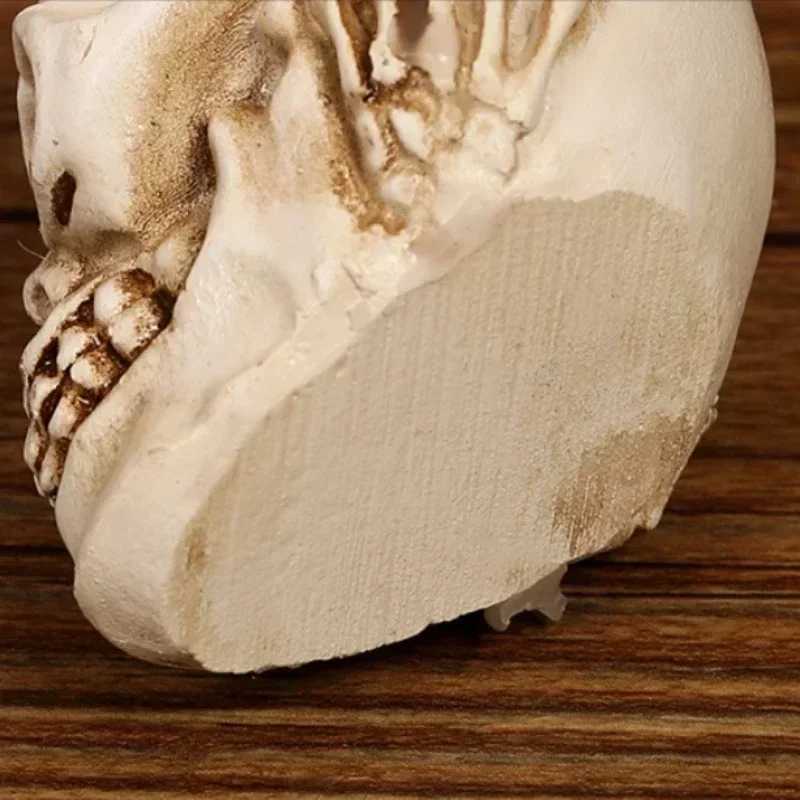 Resin Scary Haunted House Props Candlestick Ghost Skull Witch Hand Skeleton Candle Holders for Halloween Bar Party Decor W250704