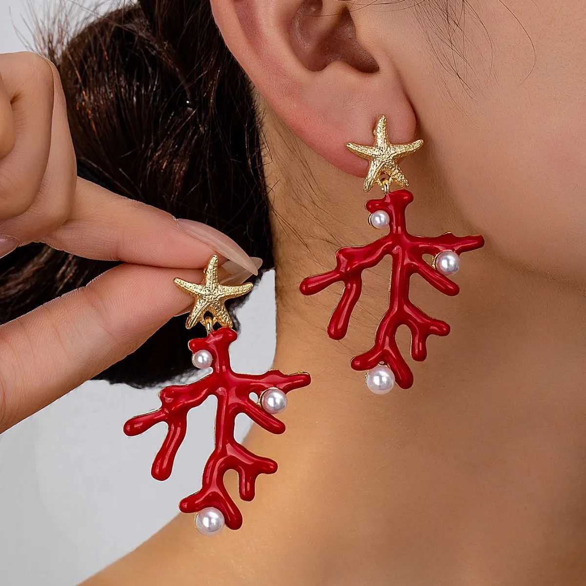 Fashion Red Coral Earrings for Women Elegant Imitation Pearls Starfish Earrings Bohemia Summer Beach Jewelry Accessory Y250704