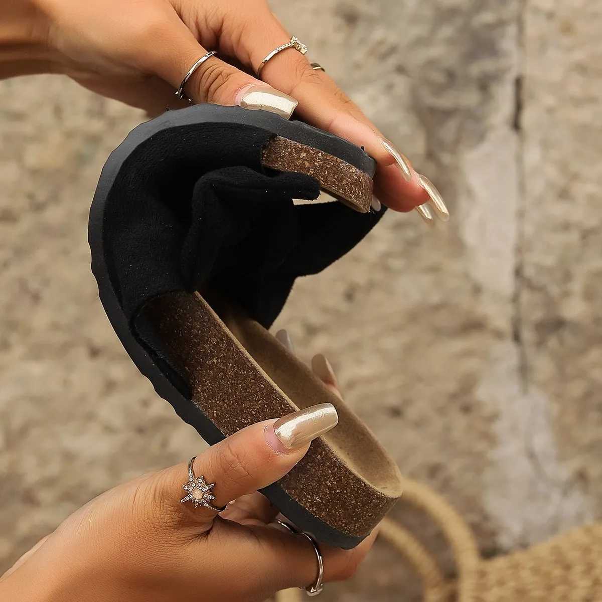 New Leopard Sandals Torridity Sexy Fashion Women Slippers Open Toe Casual Shoes Ladies Summer Shoes Outdoor Beach Flops Female W250704