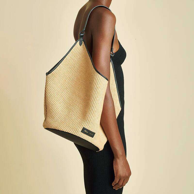 2025 New Summer Large Capacity Beach Vacation Casual Straw Niche Woven Shoulder Tote Bag
