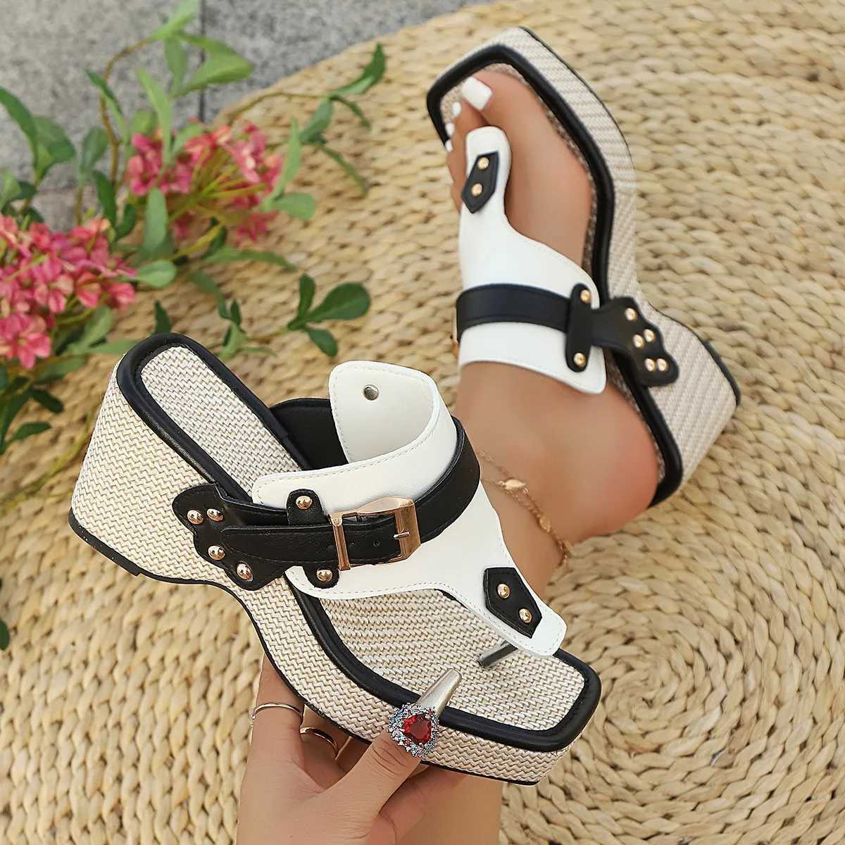 2025 Plus-size Fashionable Summer New Height-increasing Thick-heeled Metal Buckle Slippers with a One-shoulder Beach Flip-flops W250704