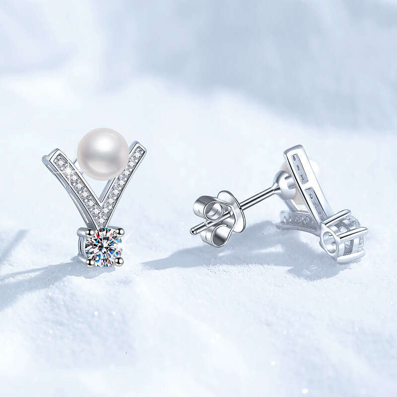 S925 Pure S925ier FreS925hwater Pearl for Women Korean S925tyle V-S925haped S925tudS925 D Color 60 PointS925 MoiS925S925anite EarringS925 812