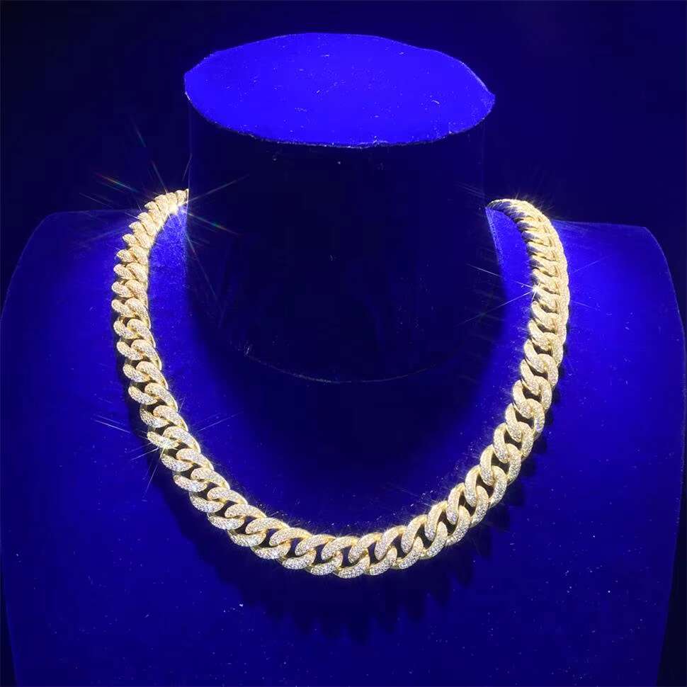 High Quality VVS Moissanite 5A Zircon 925 Silver Fashion Hiphop Jewelry Iced Out Gold Plated Cuban Link Chain for Men