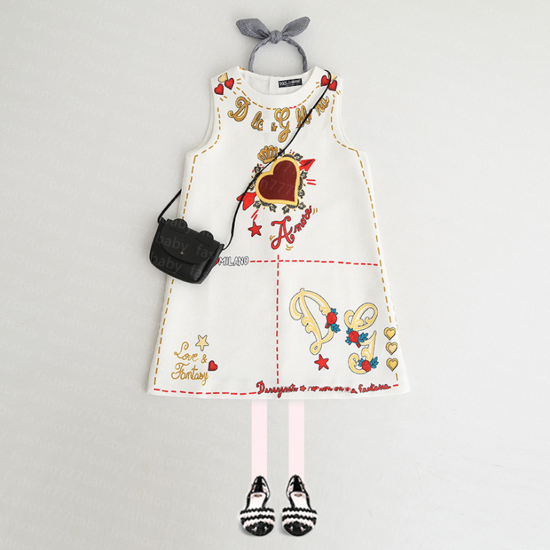 New children's skirts, girls' love skirts Children's slip skirts spring summer luxury girls full printed short-sleeved dresses baby Princess Dress Girl's Beach dress