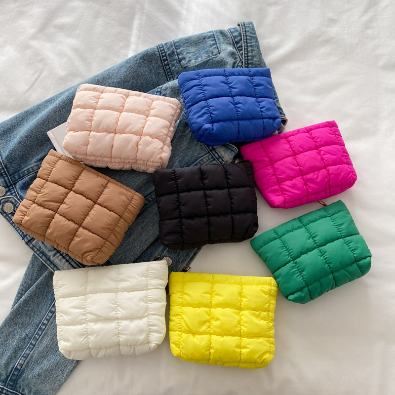 Free Shipping Designer Bag Niche Design Fashion Plaid Small Square Bag For Women 2025 Spring New Versatile Clutch Bag High-end Makeup Bag Women's