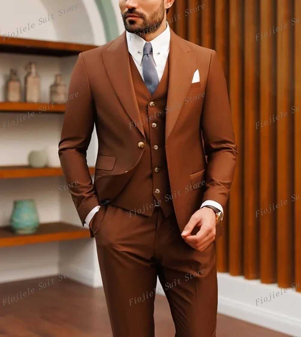 Brown Business Suit Men Tuxedos Groom Groomsman Prom Wedding Party Formal 3 Piece Set Jacket Vest Pants B48 X250704