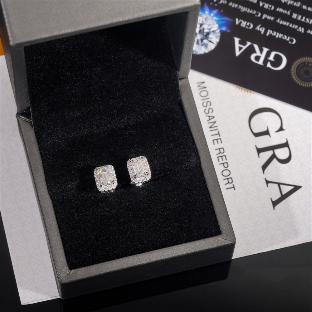 New Arrival Hip Hop Design Iced Out Emerald Cut Moissanite Stud Earrings Men Fine Sterling Silver Earrings Jewelry