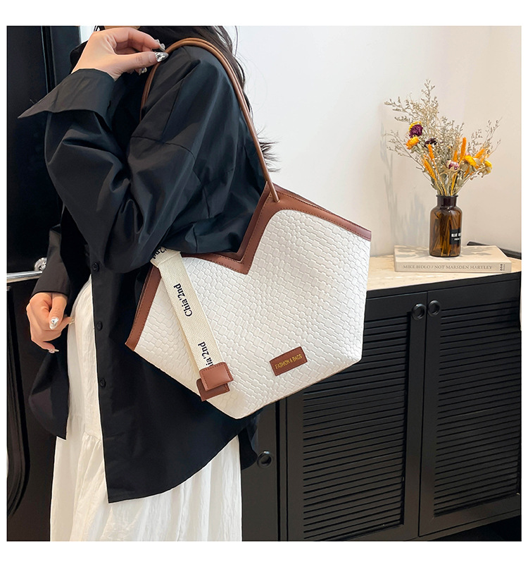 Best Selling Premium Elegant Women's Bags 2025 New Trendy Ribbon tote bag Fashion Versatile Large capacity Shoulder Bag