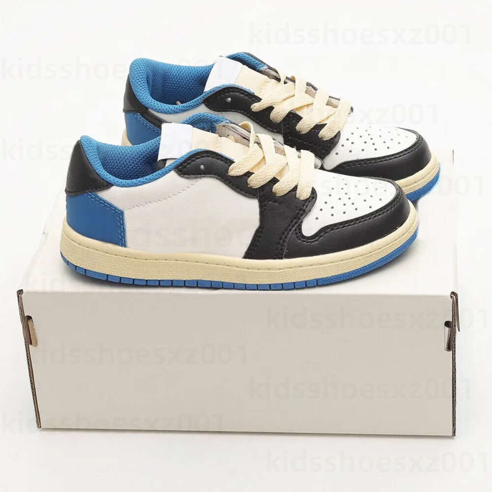 Designer Shoes Niki Shoe Niki Tech Nocta Kids Shoes Basket Femme Football Boots Autumn Boots Chaussure Clogs Sandals Scarpe Uomo Basketball Shoes Birkenstsocks