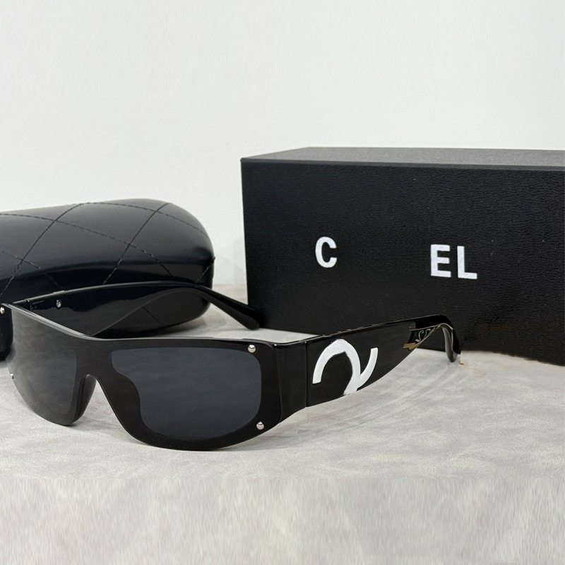 Wrap-Around Sunglasses: Designer Style for Women and Men, UV400 Protection, Full Frame Alloy & PC Lens