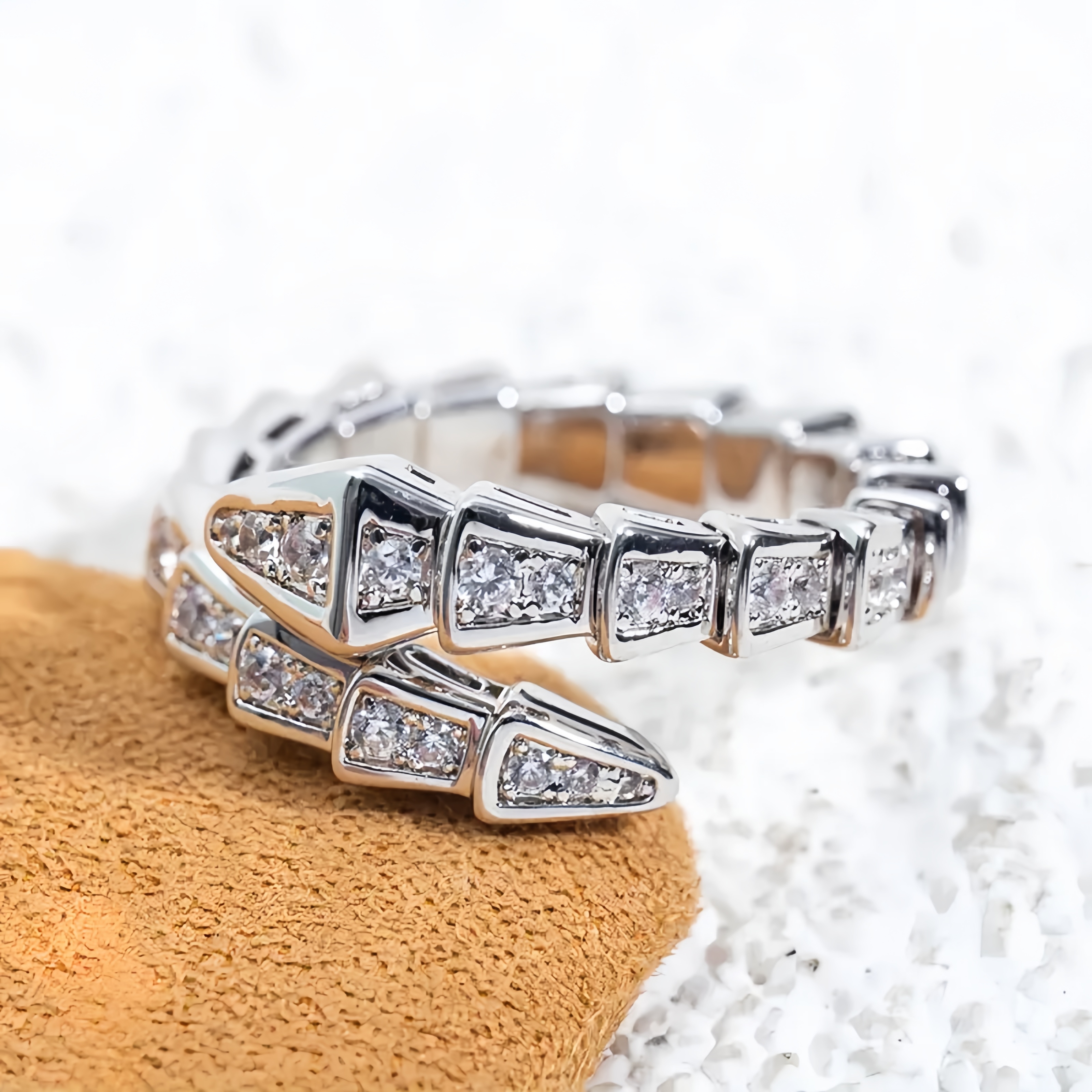 Ring designer ring luxury jewelry rings for women letters gift diamond design fashion casual christmas gift jewelry Valentines Day gift Versatile rings szie 6-9 nice