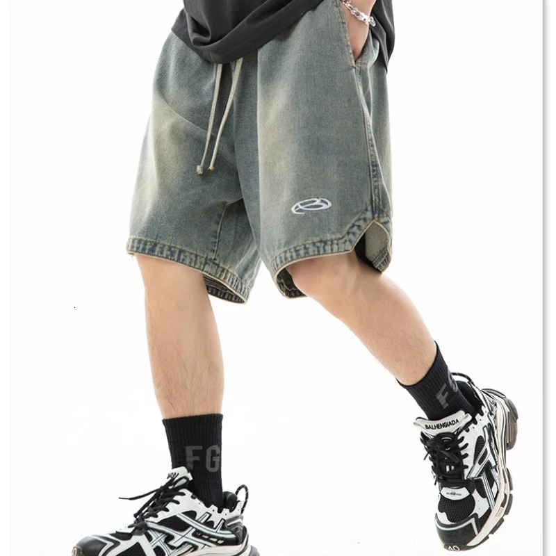 Korean Mens Hem Triangle Split n Denim Shorts Summer Beauty Embroidery Loose Five Pants 250704