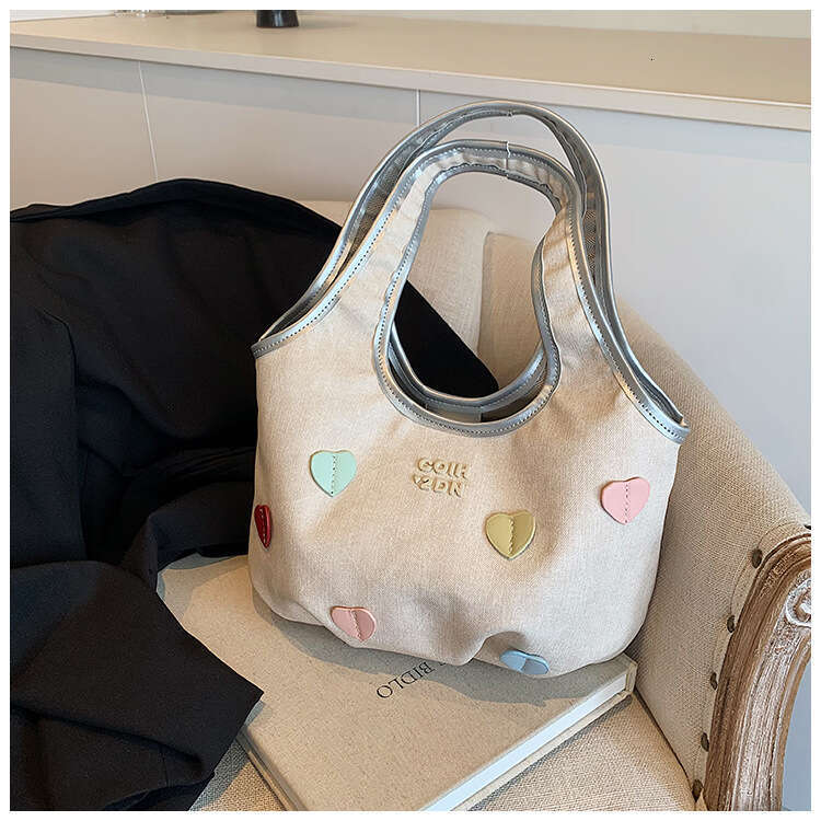 Korean Style Fashion Bag for Women 2025 Summer New Niche Design High-Quality Cute Casual Versatile Handbag