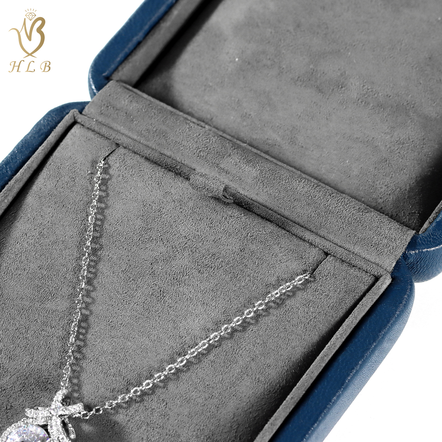 Elegant Handcrafted Sheepskin Jewelry Storage Case High-Quality Finish & Smooth Feel