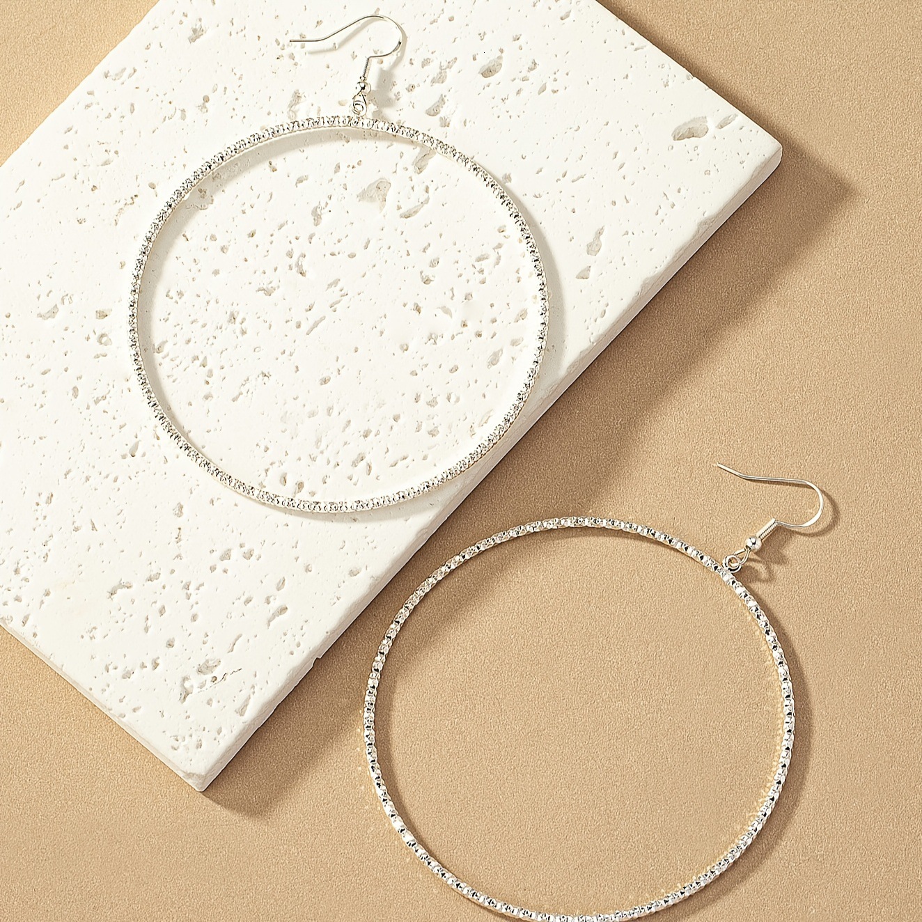 A Pair Of Personality Exaggerated Simple Fashion Trendy Pattern Large HOOP Round Hoop Earrings For Women