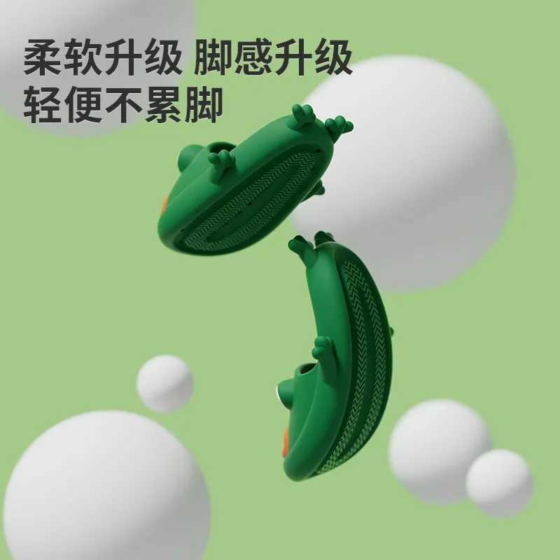 Wacky Frog Slippers for Couple Casual Cartoon Beach Shoes Women Slides Summer Open Toe Slipper Sandal Home Flip Flops Footwear W250704