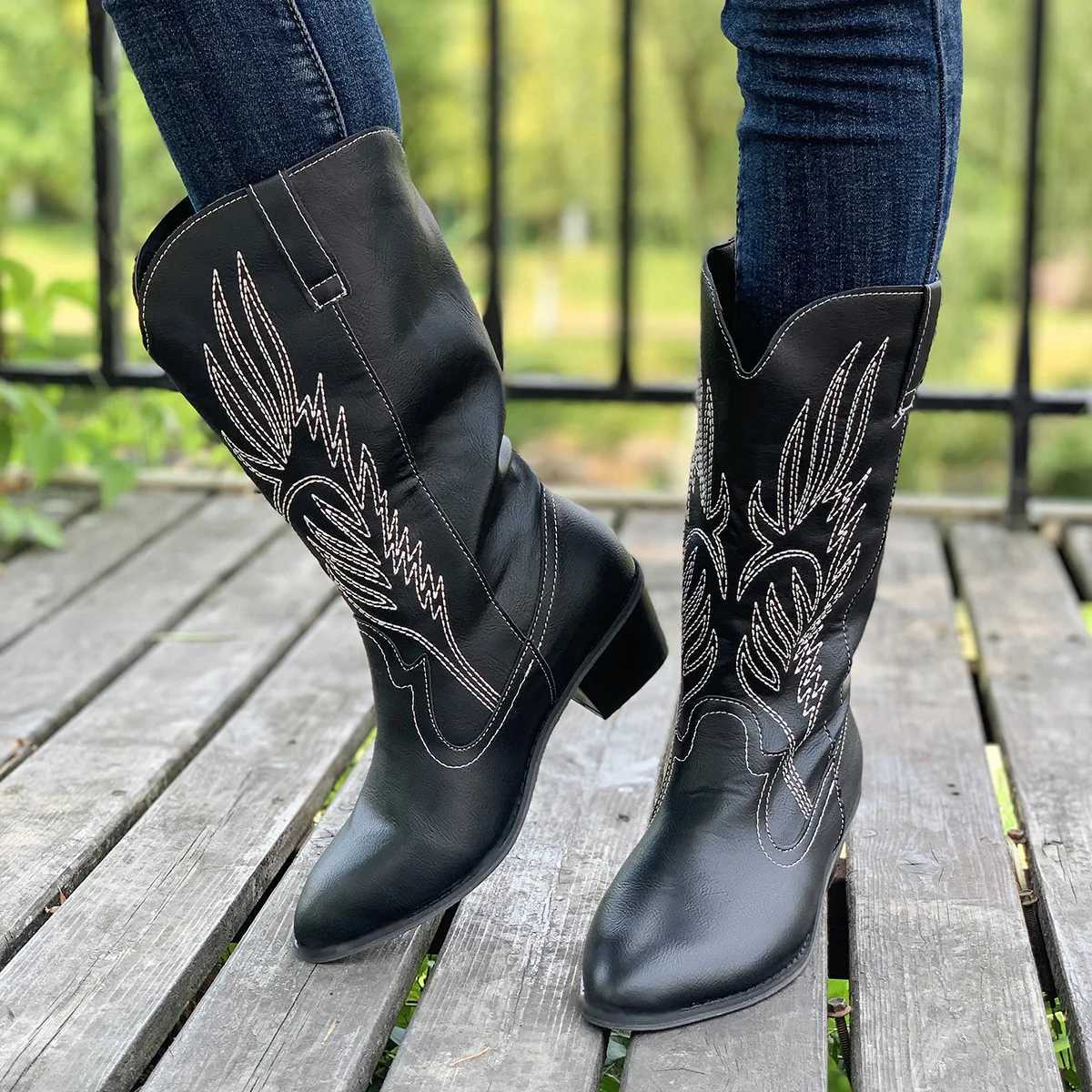 Fashion Slip on Shoes Ladies Elegant Thick Sole Long Knight Boots Cowboy Boots Goth Cowboy Boots for Women Z250704